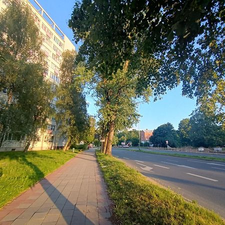 Retro Apartament Blisko Parku Koszalin Esterno foto